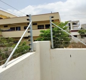 Monitored fence from RR Secure Systems brochure